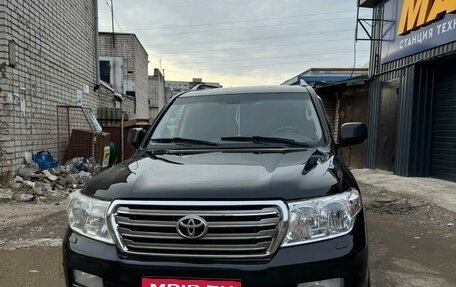 Toyota Land Cruiser 200, 2011 год, 2 800 000 рублей, 3 фотография