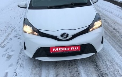 Toyota Vitz, 2015 год, 986 000 рублей, 1 фотография