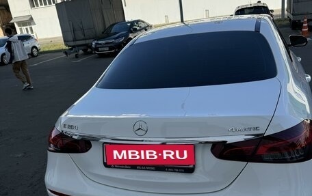 Mercedes-Benz E-Класс, 2020 год, 3 500 000 рублей, 12 фотография