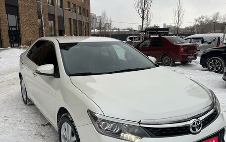 Toyota Camry, 2017 год, 2 650 000 рублей, 2 фотография