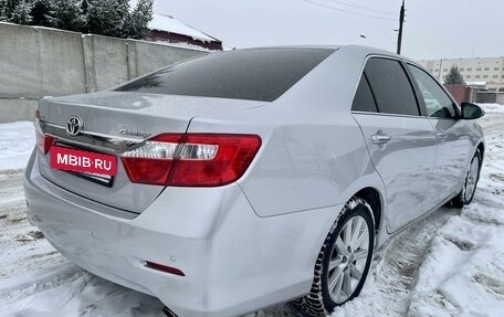 Toyota Camry, 2014 год, 1 890 000 рублей, 6 фотография