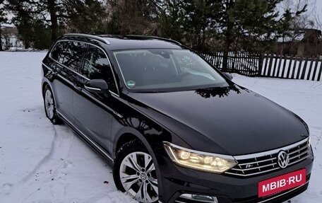 Volkswagen Passat B8 рестайлинг, 2018 год, 2 650 000 рублей, 2 фотография