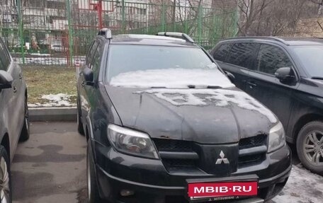 Mitsubishi Outlander III рестайлинг 3, 2006 год, 575 000 рублей, 3 фотография