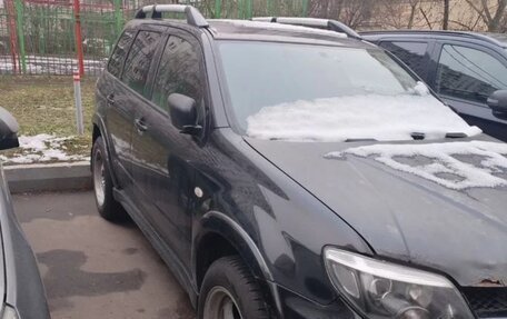 Mitsubishi Outlander III рестайлинг 3, 2006 год, 575 000 рублей, 5 фотография