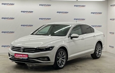 Volkswagen Passat B8 рестайлинг, 2020 год, 2 800 000 рублей, 1 фотография