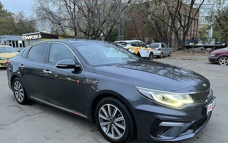 KIA K5 II, 2019 год, 2 200 000 рублей, 3 фотография