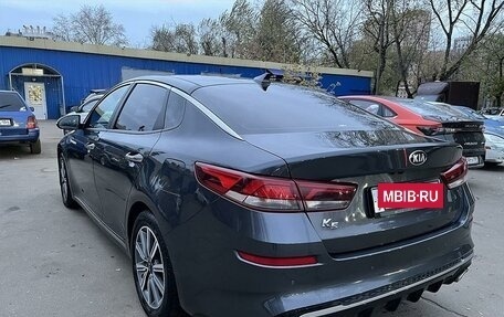 KIA K5 II, 2019 год, 2 200 000 рублей, 6 фотография