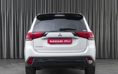 Mitsubishi Outlander III рестайлинг 3, 2021 год, 3 100 000 рублей, 4 фотография