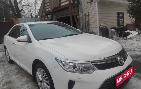 Toyota Camry, 2017 год, 2 750 000 рублей, 2 фотография