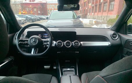 Mercedes-Benz GLB, 2024 год, 6 850 000 рублей, 11 фотография