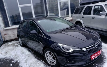 Opel Astra K, 2019 год, 1 900 000 рублей, 2 фотография