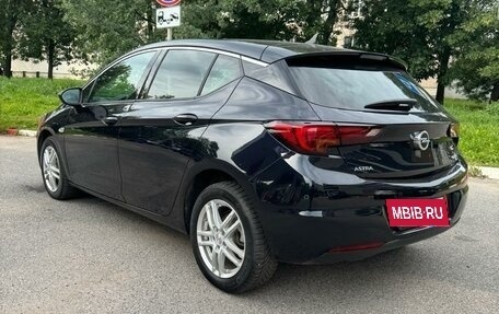 Opel Astra K, 2019 год, 1 900 000 рублей, 26 фотография