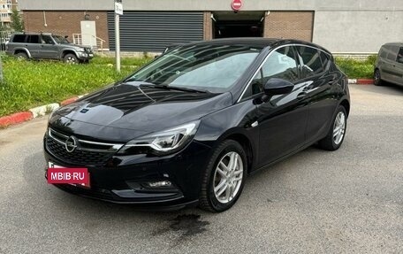 Opel Astra K, 2019 год, 1 900 000 рублей, 32 фотография