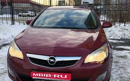 Opel Astra J, 2010 год, 730 000 рублей, 31 фотография