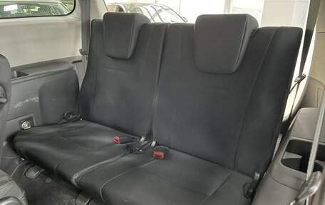 Toyota Wish II, 2010 год, 1 237 000 рублей, 16 фотография