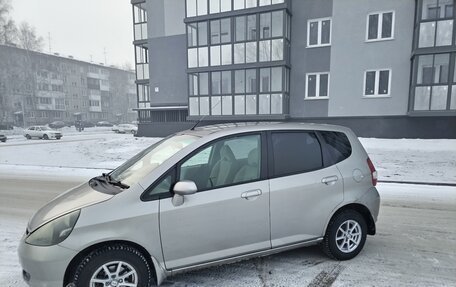 Honda Fit III, 2004 год, 540 000 рублей, 8 фотография