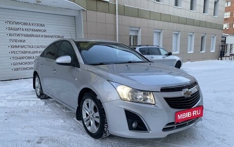 Chevrolet Cruze II, 2012 год, 935 000 рублей, 2 фотография