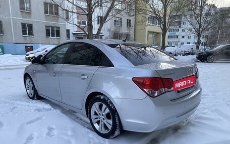 Chevrolet Cruze II, 2012 год, 935 000 рублей, 5 фотография