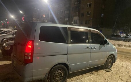 Nissan Serena II, 2003 год, 750 000 рублей, 2 фотография