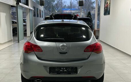 Opel Astra J, 2010 год, 919 900 рублей, 3 фотография