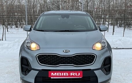 KIA Sportage IV рестайлинг, 2019 год, 1 792 000 рублей, 2 фотография