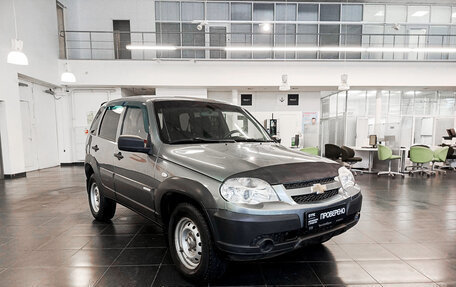 Chevrolet Niva I рестайлинг, 2014 год, 547 000 рублей, 3 фотография