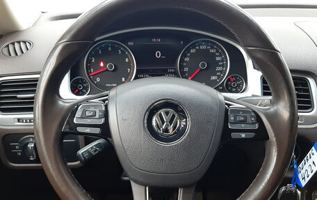 Volkswagen Touareg III, 2013 год, 2 470 000 рублей, 14 фотография