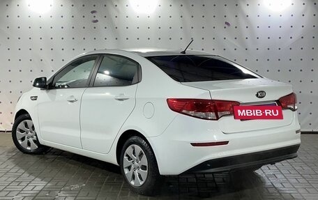 KIA Rio III рестайлинг, 2015 год, 930 000 рублей, 5 фотография