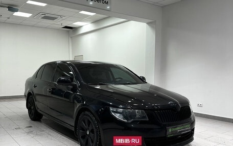 Skoda Superb III рестайлинг, 2009 год, 846 000 рублей, 3 фотография