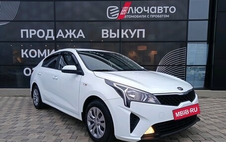 KIA Rio IV, 2020 год, 1 720 000 рублей, 3 фотография