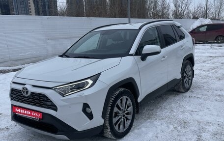 Toyota RAV4, 2020 год, 4 103 021 рублей, 2 фотография