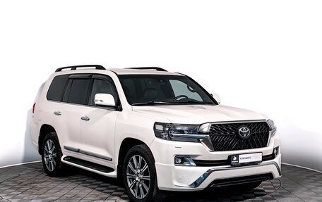 Toyota Land Cruiser 200, 2016 год, 5 700 000 рублей, 3 фотография