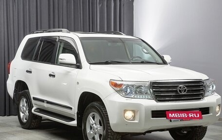 Toyota Land Cruiser 200, 2010 год, 3 398 000 рублей, 2 фотография