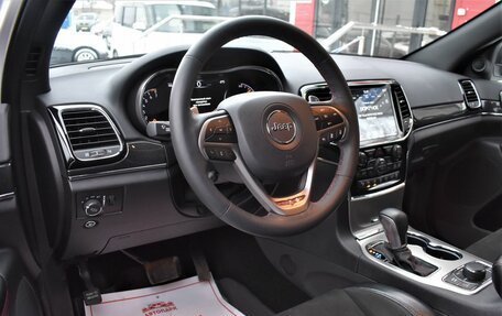 Jeep Grand Cherokee, 2019 год, 4 749 000 рублей, 8 фотография