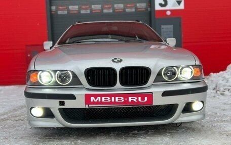 BMW 5 серия, 2001 год, 820 000 рублей, 16 фотография