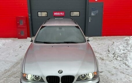 BMW 5 серия, 2001 год, 820 000 рублей, 14 фотография