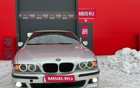 BMW 5 серия, 2001 год, 820 000 рублей, 17 фотография