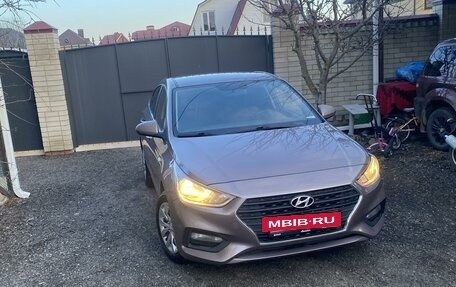 Hyundai Solaris II рестайлинг, 2019 год, 1 355 000 рублей, 16 фотография