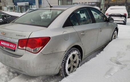 Chevrolet Cruze II, 2010 год, 540 000 рублей, 4 фотография