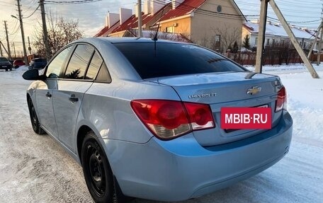 Chevrolet Cruze II, 2009 год, 620 000 рублей, 4 фотография