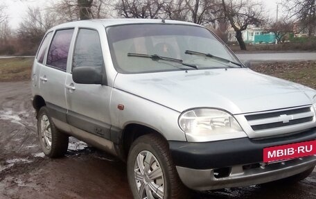 Chevrolet Niva I рестайлинг, 2003 год, 300 000 рублей, 8 фотография