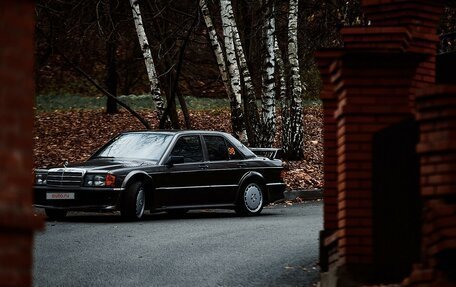 Mercedes-Benz 190 (W201), 1983 год, 990 000 рублей, 2 фотография