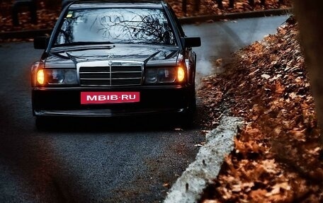 Mercedes-Benz 190 (W201), 1983 год, 990 000 рублей, 14 фотография