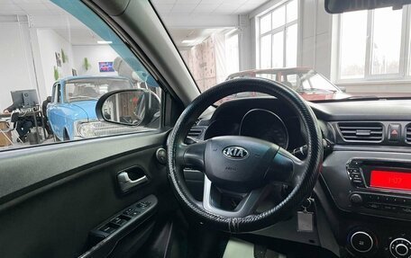 KIA Rio III рестайлинг, 2013 год, 979 000 рублей, 19 фотография