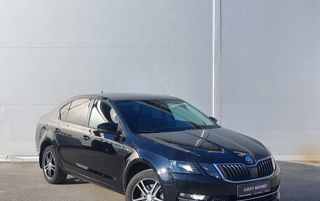 Skoda Octavia, 2019 год, 1 597 000 рублей, 2 фотография