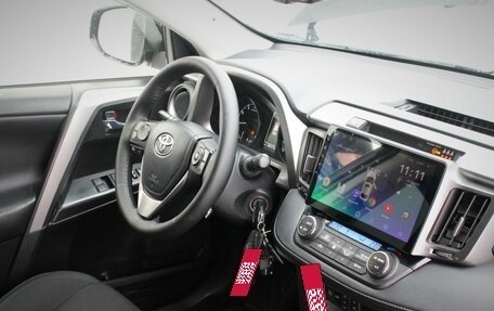 Toyota RAV4, 2016 год, 2 380 000 рублей, 12 фотография