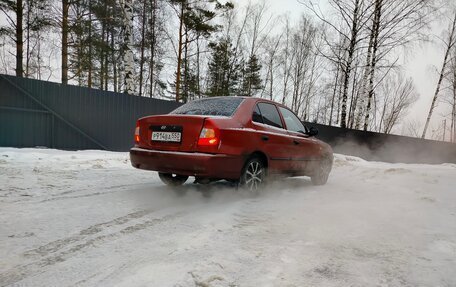 Hyundai Accent II, 2005 год, 275 000 рублей, 2 фотография