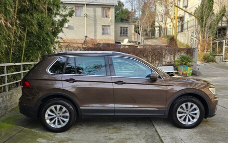 Volkswagen Tiguan II, 2017 год, 2 500 000 рублей, 6 фотография