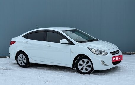 Hyundai Solaris II рестайлинг, 2011 год, 745 000 рублей, 3 фотография