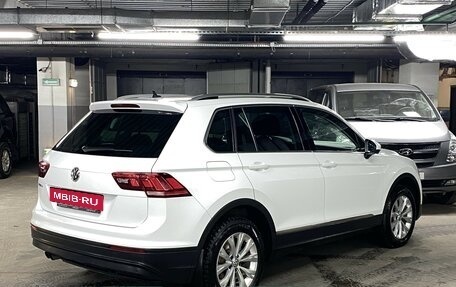 Volkswagen Tiguan II, 2018 год, 2 149 000 рублей, 3 фотография